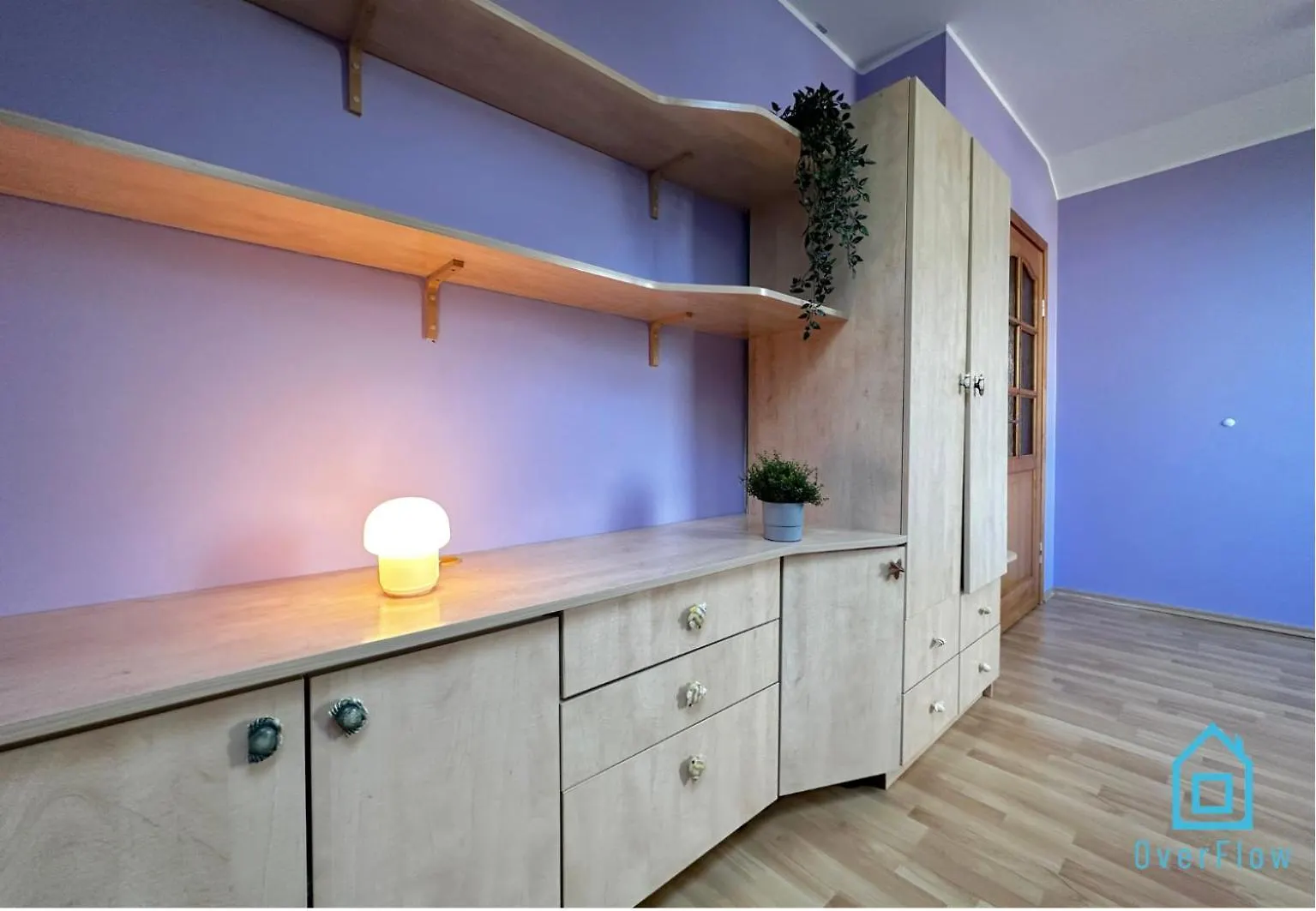 Purple Room - Charming Place, 15 Minutes To Gdansk Old Town & 5 Minutes To Seaside Homestay